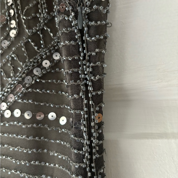 Verty beaded formal dress - Picture 4 of 6